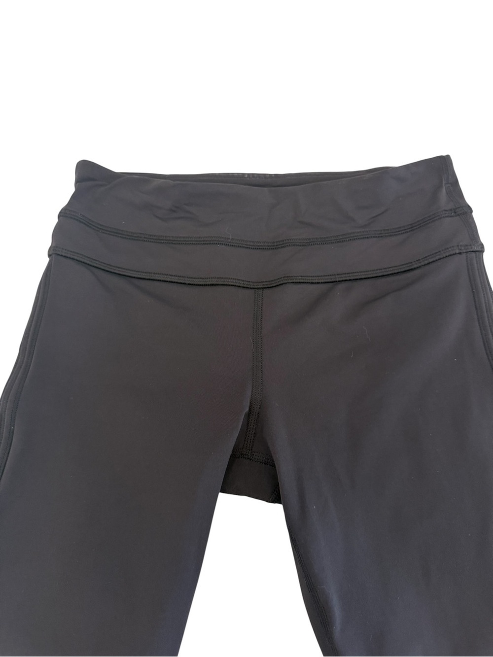 lululemon athletica Black Cropped Workout Leggings - Picture 3 of 8
